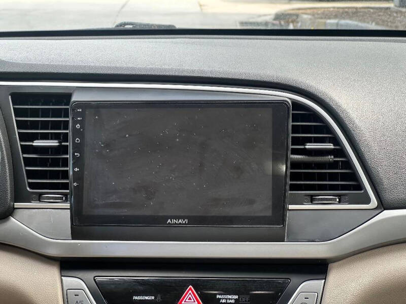 2018 Hyundai Elantra