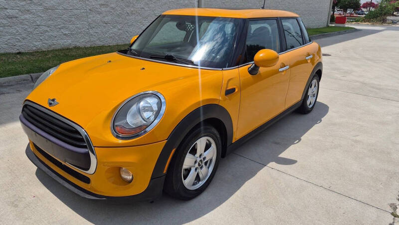 2016 MINI Hardtop 4 Door Cooper