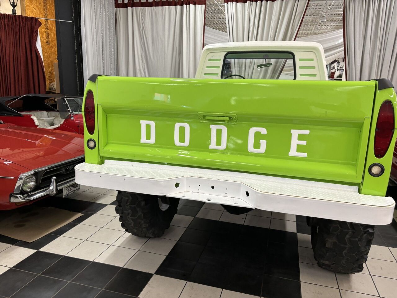 1971 Dodge W100 6