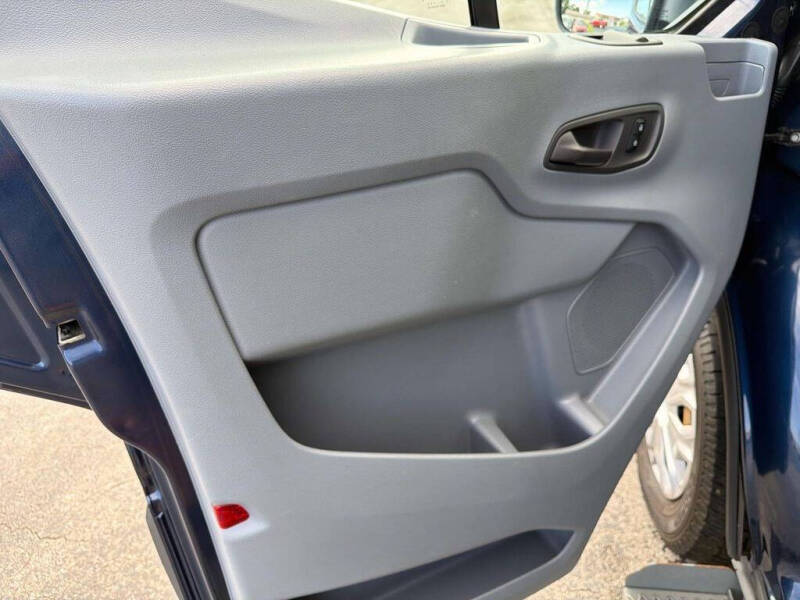 2017 Ford Transit