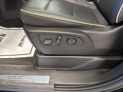 2025 GMC Yukon XL Elevation