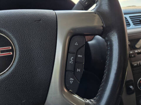 2011 GMC Yukon XL SLT