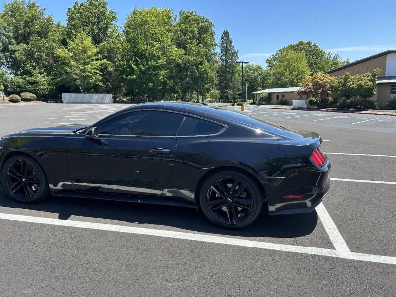 2017 Ford Mustang EcoBoost Premium