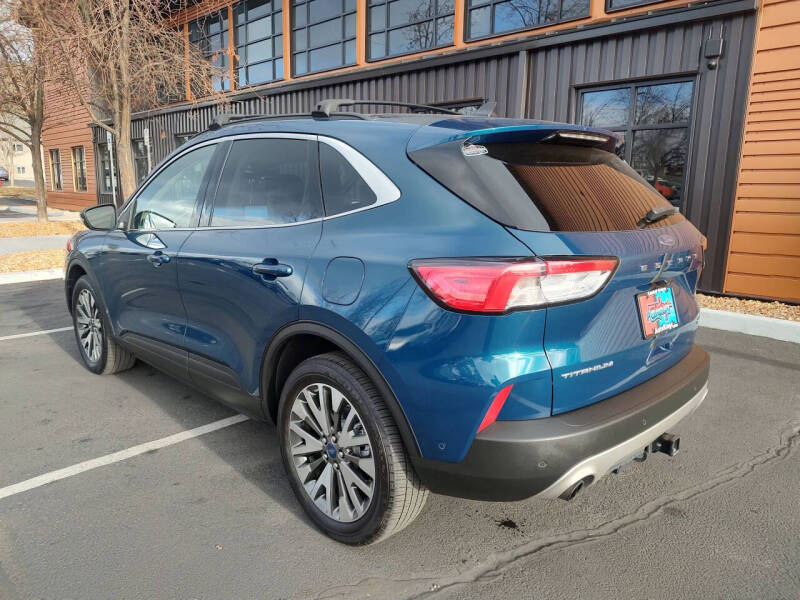 2020 Ford Escape Titanium