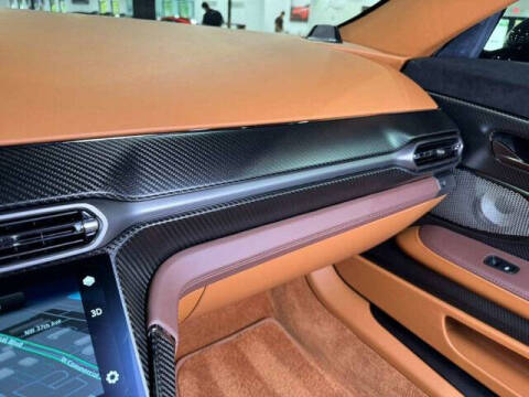 2025 Aston Martin Vanquish