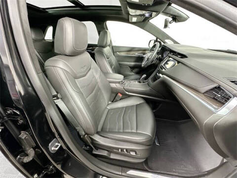 2024 Cadillac XT5 Sport