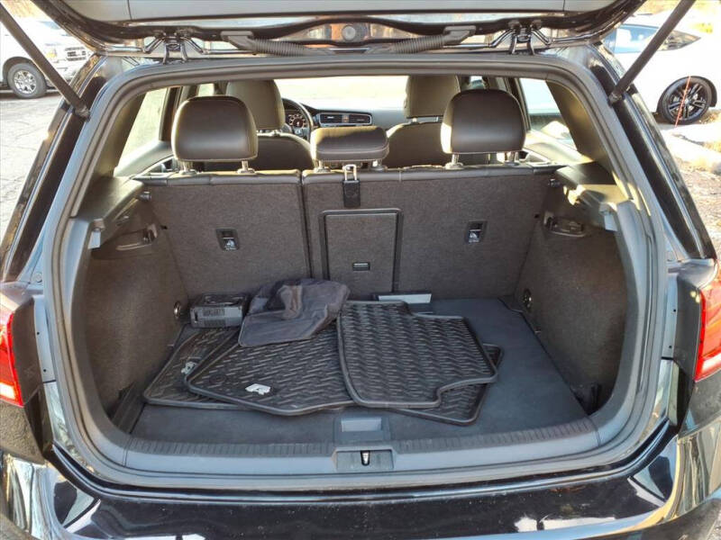 2019 Volkswagen Golf R 4Motion