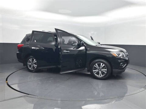 2019 Nissan Pathfinder S