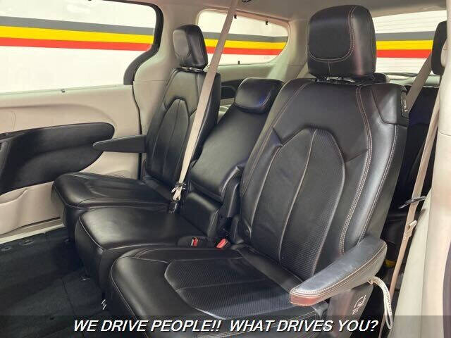 2018 Chrysler Pacifica Touring L