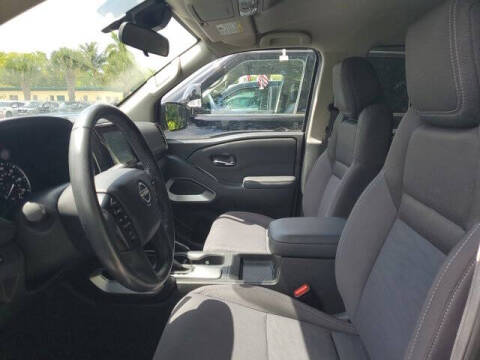 2023 Nissan Frontier SV