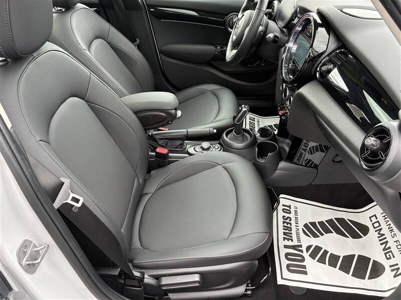 2024 MINI Hardtop 4 Door Cooper