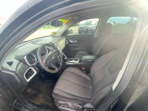 2017 Chevrolet Equinox LS