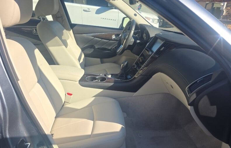 2018 Infiniti Q50 3.0T Luxe