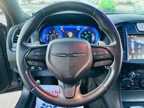 2016 Chrysler 300 S Alloy Edition