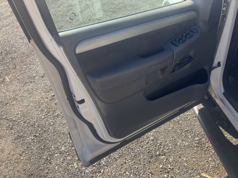 2003 Ford Explorer XLT