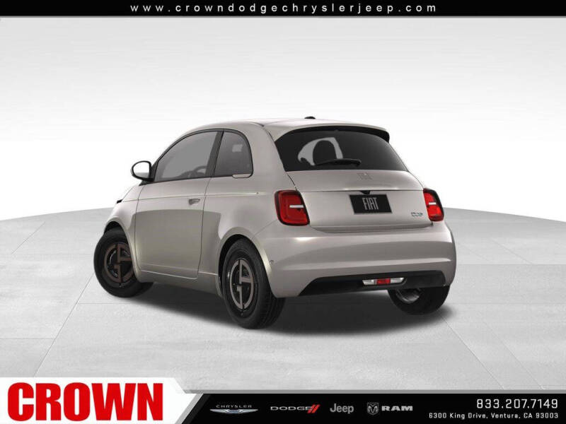 2025 FIAT 500e Giorgio Armani