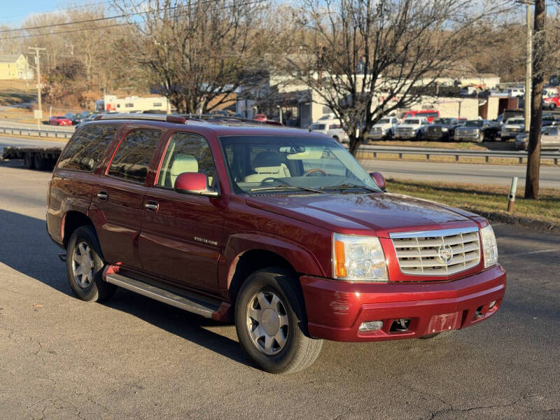 2002 Cadillac Escalade Base's photo