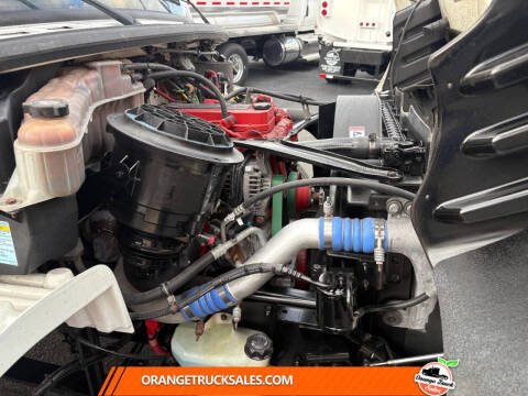 2015 Freightliner M2 106