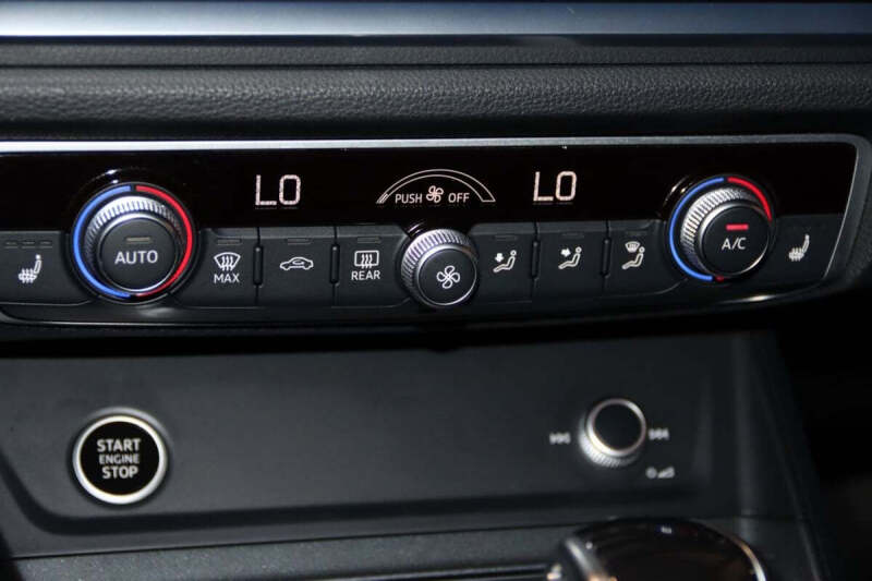 2021 Audi Q3 quattro S line Prem Plus 45 TFSI