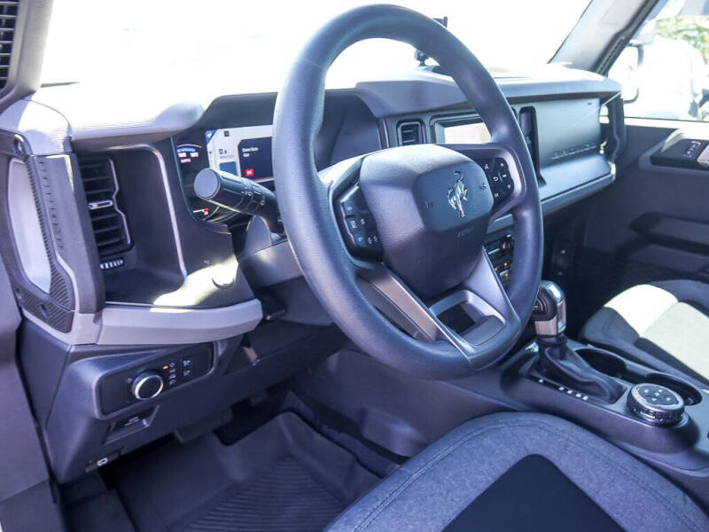 2022 Ford Bronco Base Advanced