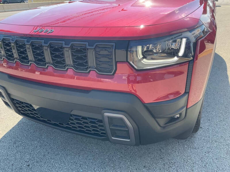 2026 Jeep Cherokee Laredo