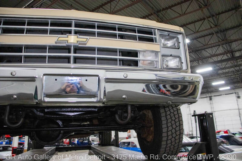 1987 Chevrolet R/V 10 Series V10