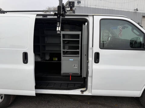 2018 Chevrolet Express 2500