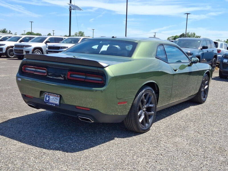2021 Dodge Challenger SXT