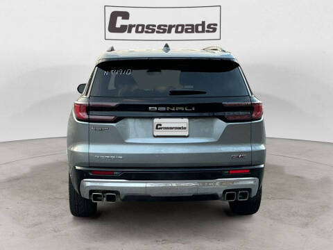 2025 GMC Acadia Denali