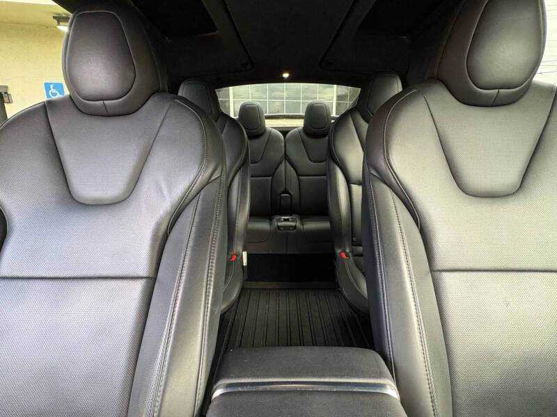 2022 Tesla Model X Plaid