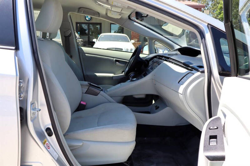 2012 Toyota Prius Three
