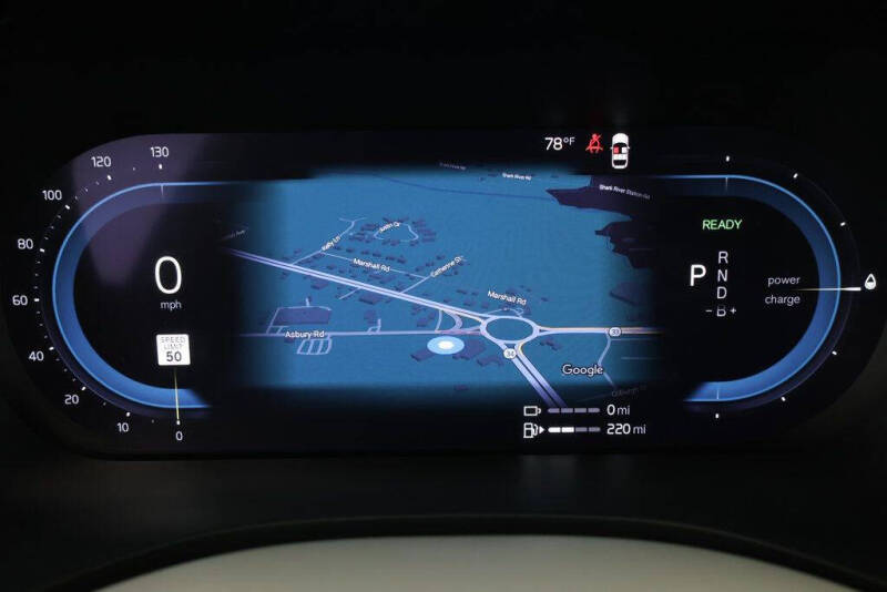 2025 Volvo XC60 T8 Ultra Dark Theme