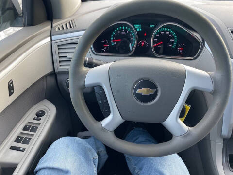 2011 Chevrolet Traverse LS