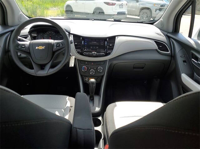 2022 Chevrolet Trax for sale at Bowman Auto Center in Clarkston, MI