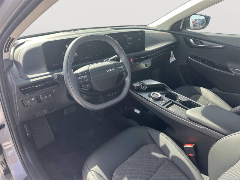 2025 Kia EV6 Light Long Range