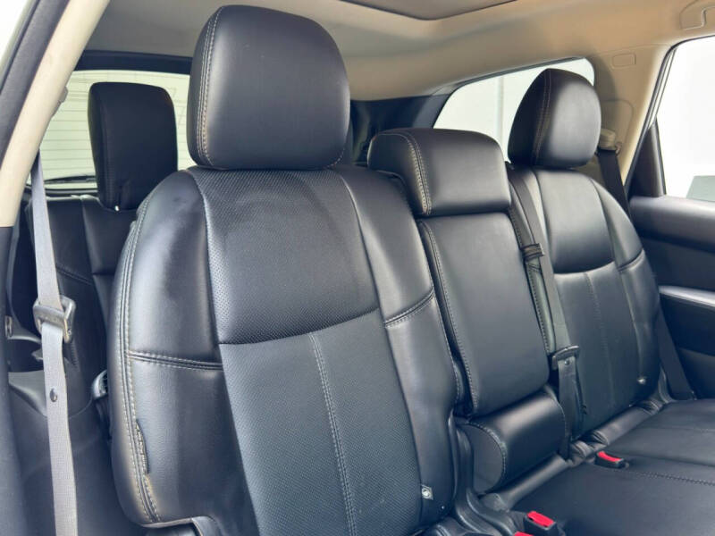 2020 Nissan Pathfinder Platinum