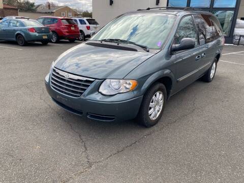 2005 Chrysler Town and Country for sale at MAGIC AUTO SALES in Little Ferry NJ