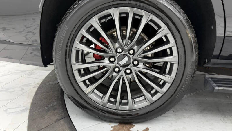 2023 Cadillac Escalade-V