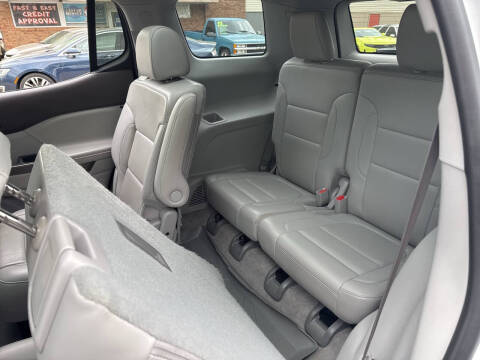 2020 GMC Acadia SLT