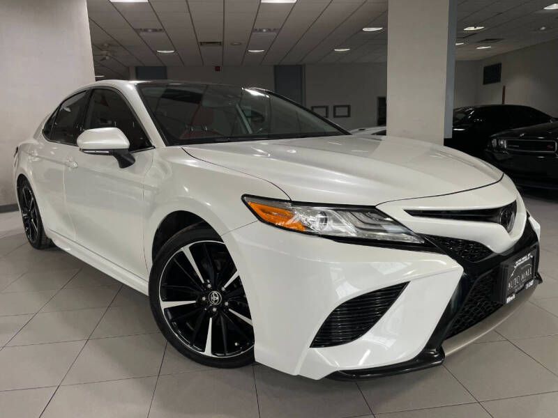 2020 Toyota Camry XSE's photo