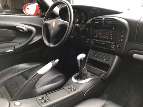 2003 Porsche 911 Carrera