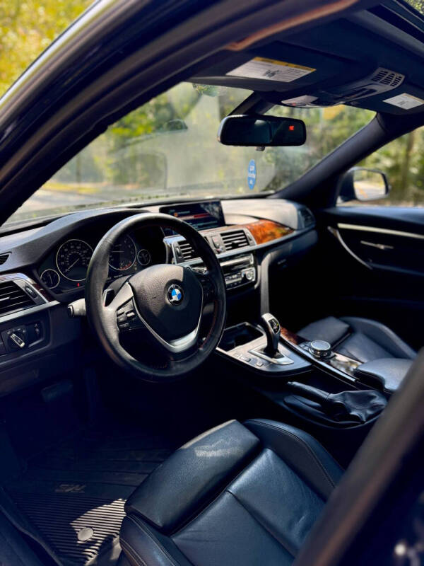 2017 BMW 3 Series 330i xDrive