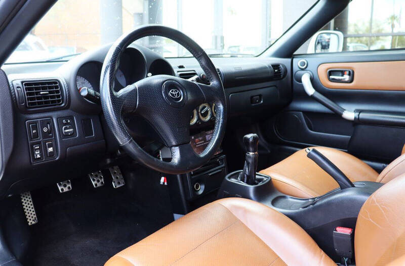 2004 Toyota MR2 Spyder