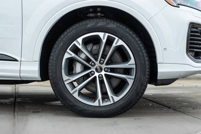 2026 Audi Q7 quattro Premium 55 TFSI