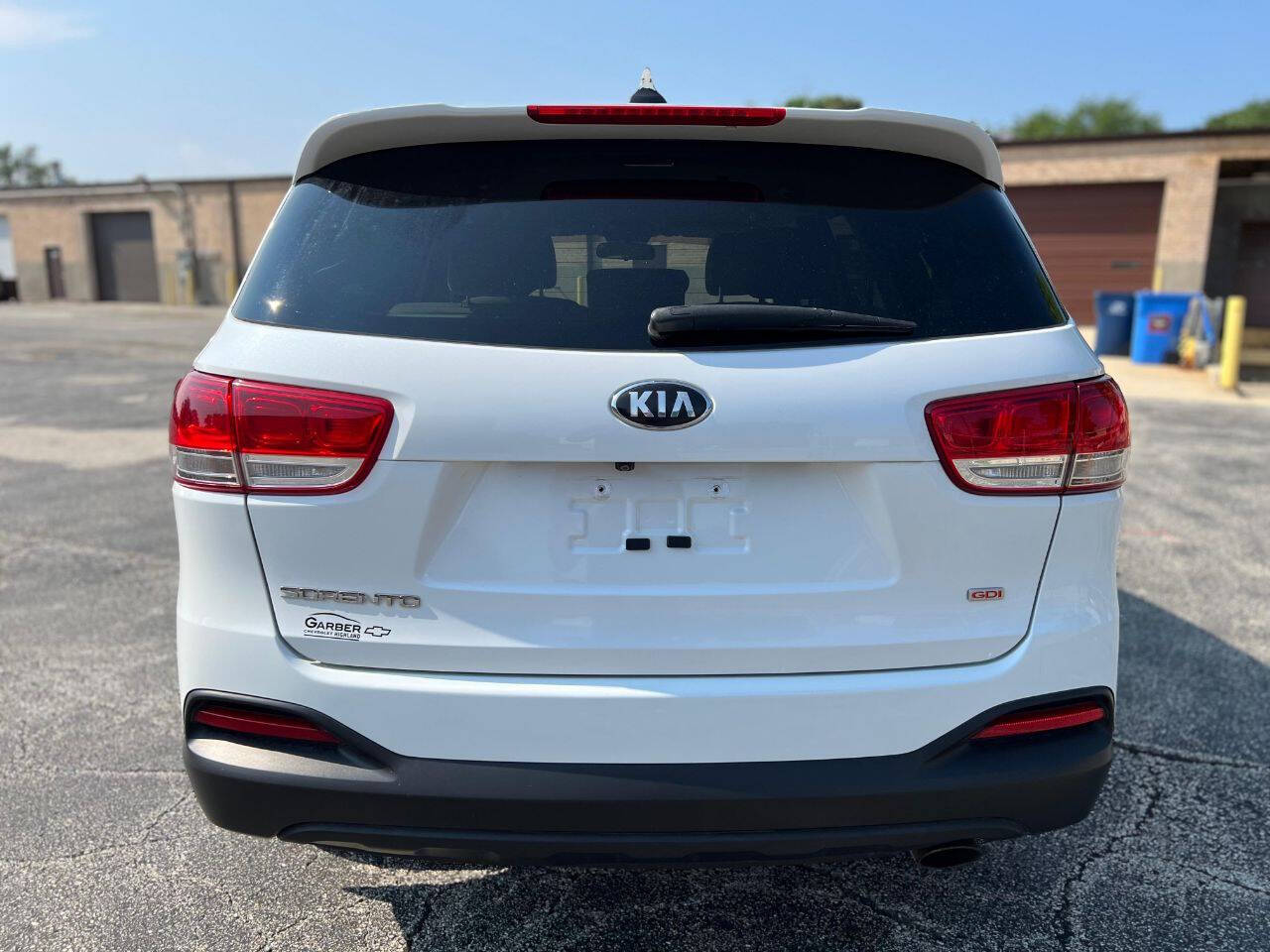 2017 Kia Sorento for sale at Ideal Cars LLC in Skokie, IL