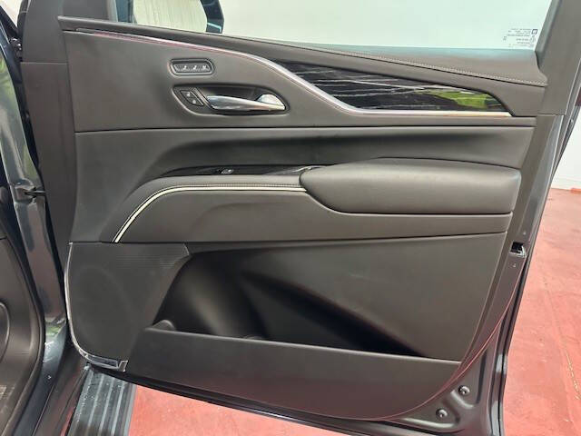 2021 Cadillac Escalade Sport