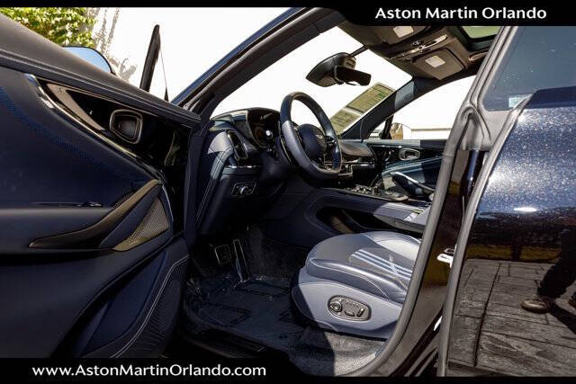 2025 Aston Martin DBX 707