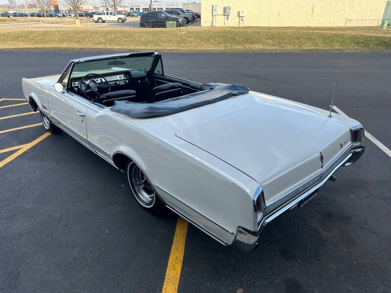 1967 Oldsmobile Cutlass Supreme