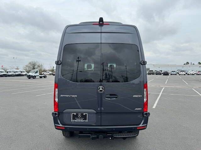 2024 Mercedes-Benz Sprinter 2500