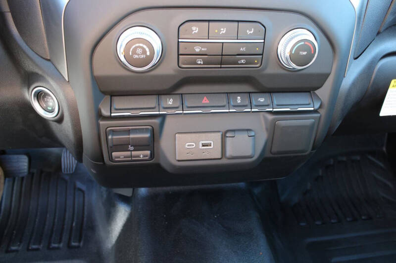 2024 GMC Sierra 2500HD Pro